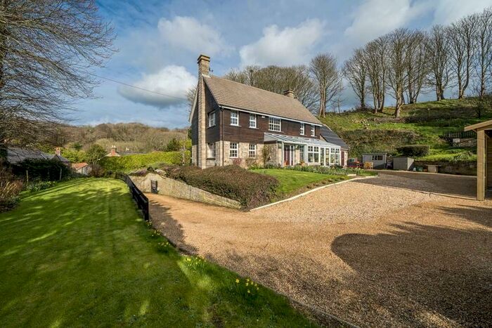 4 Bedroom Detached House For Sale In Shorwell, Isle Of Wight, PO30