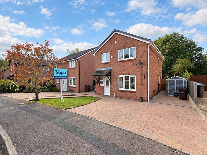 4 Bedroom Detached House For Sale In Swinderby Drive, Oakwood, DE21