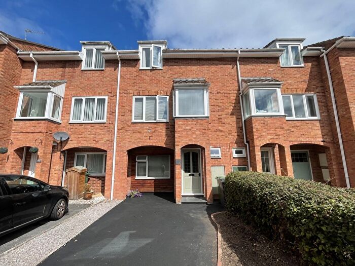 3 Bedroom Terraced House For Sale In Gloucester Road, Exwick, EX4