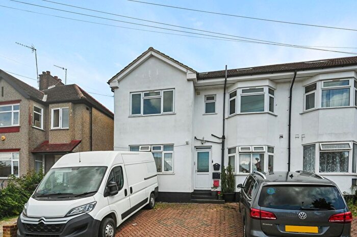 4 Bedroom Flat For Sale In Dudley Road, Harrow, HA2