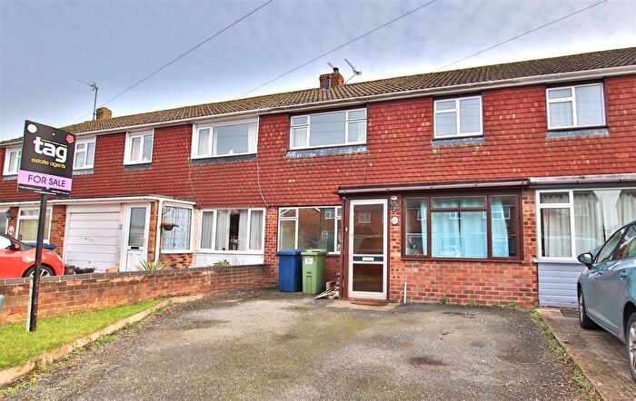 3 Bedroom Property To Rent In Warren Road, Tewkesbury, GL20