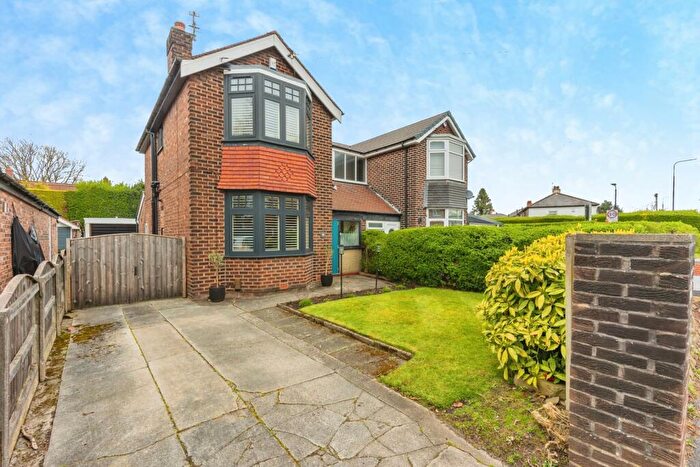 3 Bedroom Semi-Detached House For Sale In Firs Road, Sale, Greater Manchester, M33