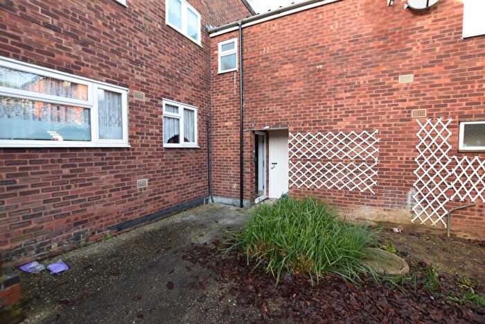 1 Bedroom Maisonette To Rent In Long Banks, Harlow, CM18