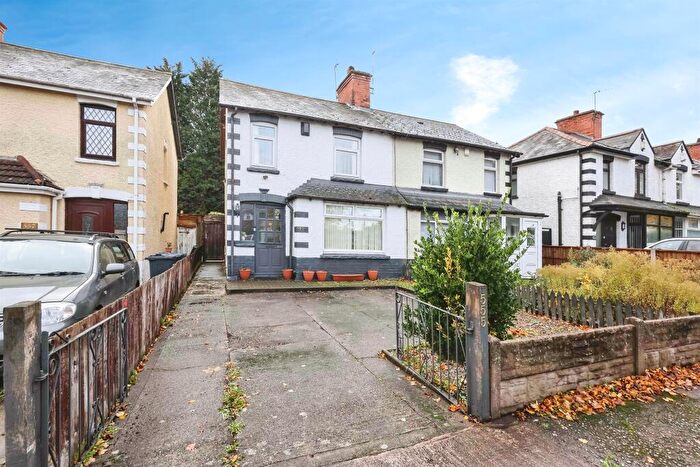 3 Bedroom Semi Detached House For Sale In Kingsbury Road, Erdington, Birmingham, B24