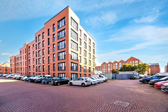 2 Bedroom Flat For Sale In Haig Lane, Edinburgh, Midlothian, EH6