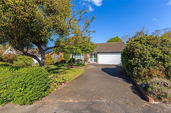 2 Bedroom Bungalow For Sale In Birch Grove, Cobham, Surrey, KT11