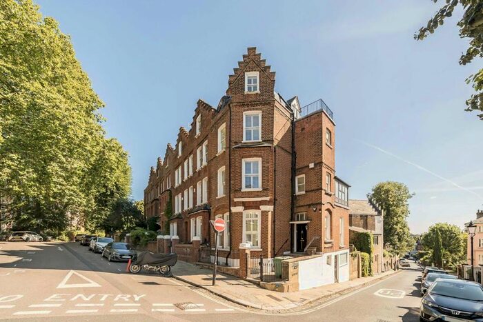 5 Bedroom Property To Rent In Well Walk, London, NW3