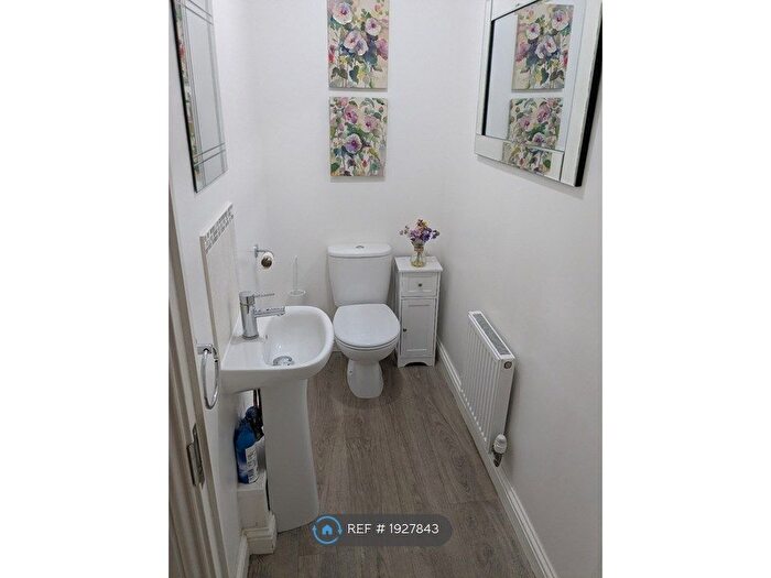 3 Bedroom Detached House To Rent In Realmwood Close, Canterbury, CT1