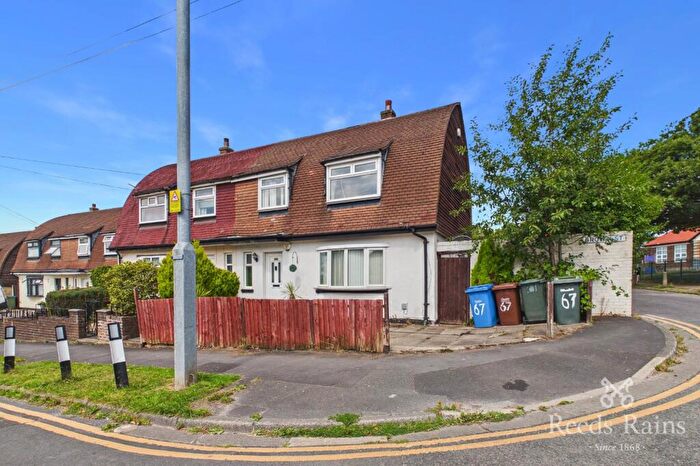 3 Bedroom Semi-Detached House For Sale In Brown Street, Chorley, Lancashire, PR6