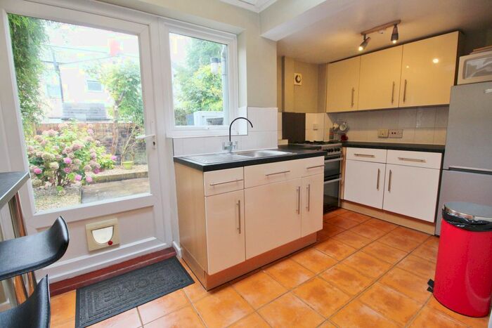 2 Bedroom Property To Rent In Bloomsbury Street, Cheltenham, Gloucestershire GL51
