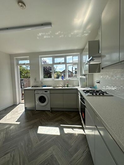 4 Bedroom Terraced House To Rent In Tyrone Road, East Ham, E6