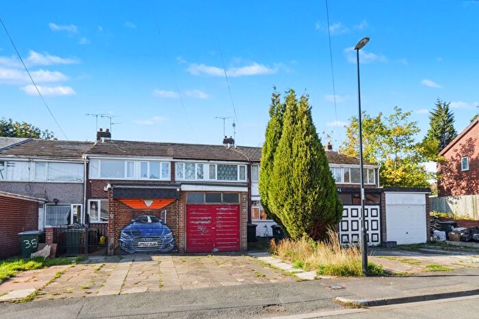 3 Bedroom Terraced House For Sale In Branstree Drive, Coventry, CV6