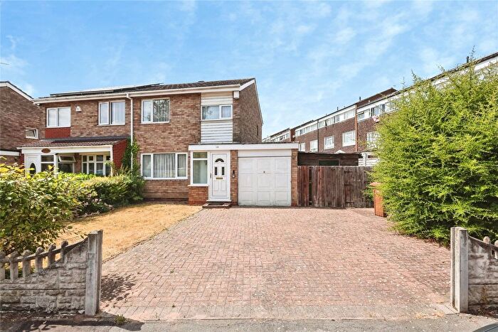 3 Bedroom Semi-Detached House For Sale In Tamar Drive, Birmingham, West Midlands, B36