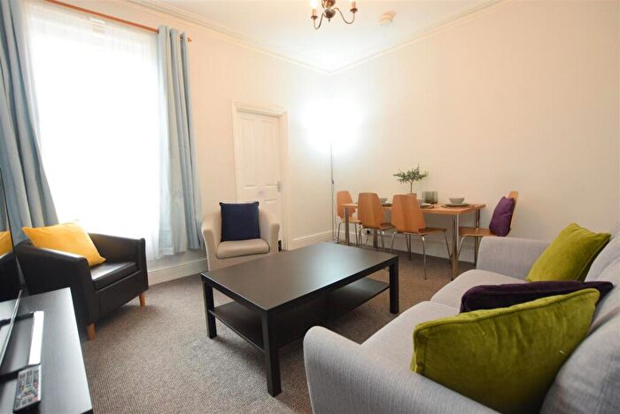 3 Bedroom Terraced House To Rent In Sibthorp Street - Student House - /, LN5