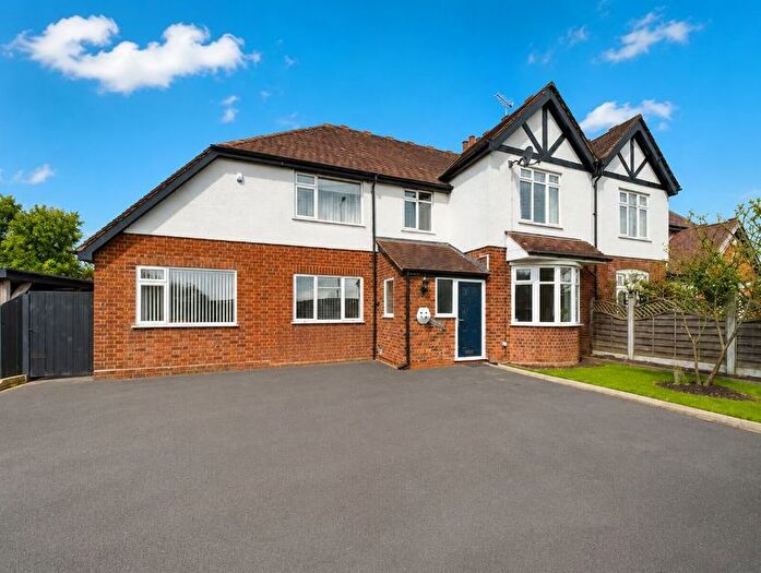 5 Bedroom Semi-detached House For Sale In Windy Nook, Holyhead Road, Wolverhampton, WV8