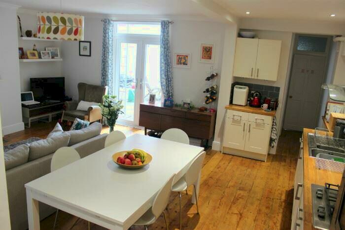 2 Bedroom Flat To Rent In Compton Avenue, Brighton, BN1