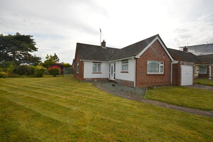 2 Bedroom Detached Bungalow For Sale In Highlands, Gosfield, Halstead, CO9