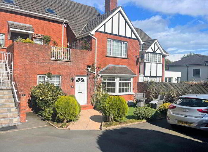 2 Bedroom Apartments For Sale In Flat The Grange, A Deramore Park, Belfast, BT9