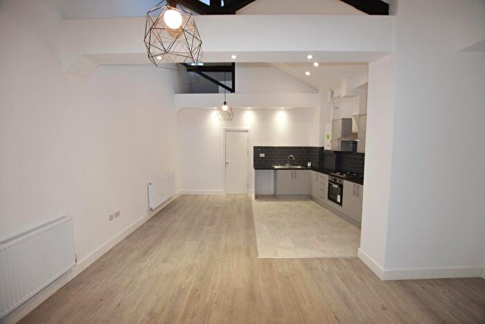 1 Bedroom Flat To Rent In Cross Road, Sidcup, Kent, DA14