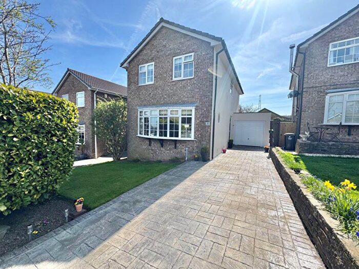 3 Bedroom Detached House For Sale In Mayfair Avenue, Sowood, HX4