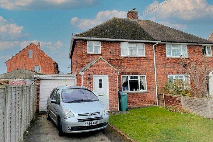 3 Bedroom Semi-Detached House To Rent In Worminghall Road, Oakley, HP18