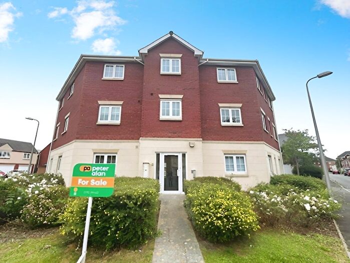 2 Bedroom Flat For Sale In Six Mills Avenue, Gorseinon, Swansea, SA4