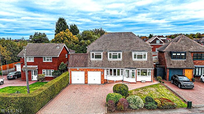 5 Bedroom Detached House For Sale In Comberford Road, Tamworth, Staffordshire, B79
