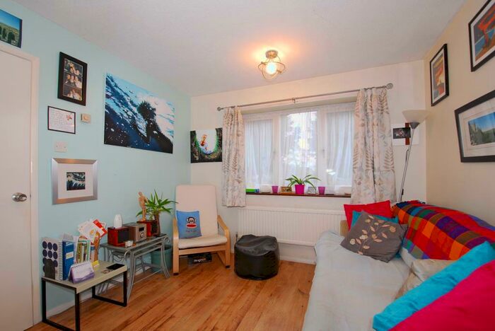 1 Bedroom End Of Terrace House To Rent In Armadale Road, Goldsworth Park, GU21