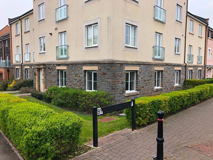 2 Bedroom Flat For Sale In Dorian Road, Horfield, Bristol, BS7