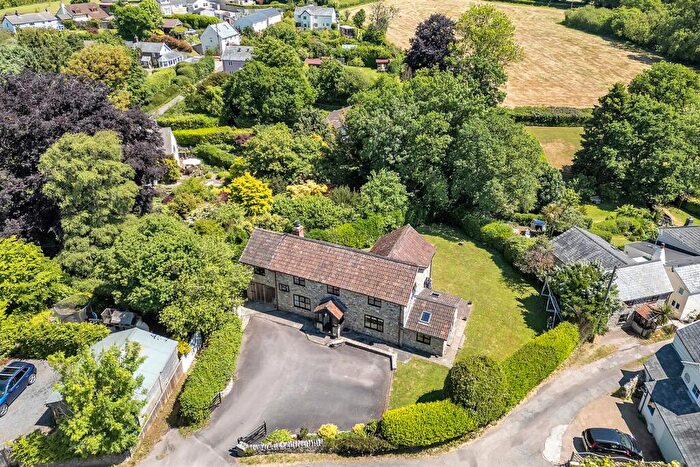 5 Bedroom Detached House For Sale In Smallridge, EX13