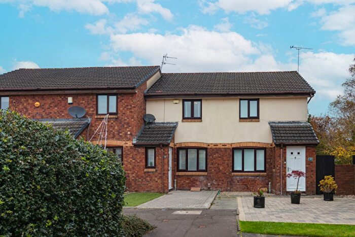 2 Bedroom Terraced House For Sale In Castle Gardens, Paisley, PA2
