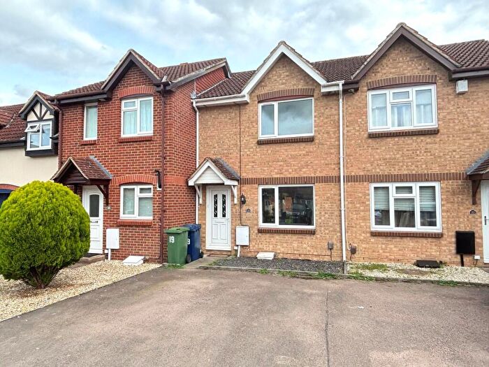 3 Bedroom Terraced House For Sale In Glendower Close, Churchdown, GL3