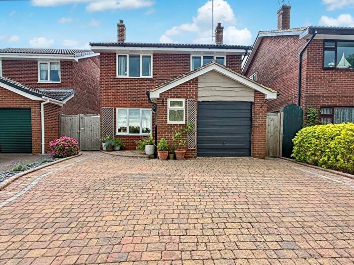 4 Bedroom Detached House For Sale In Greenway Braunston, Northamptonshire, NN11