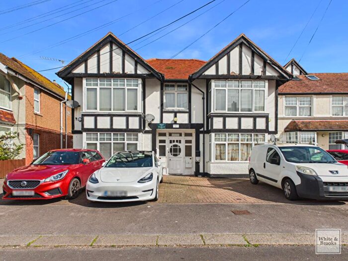 2 Bedroom Flat For Sale In Stocker Road, Bognor Regis, PO21