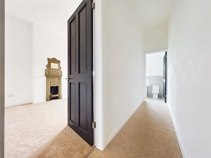 2 Bedroom End Of Terrace House For Sale In Byron Street, Daybrook, Nottingham, NG5