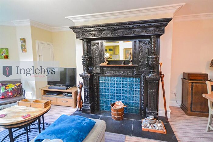 1 Bedroom Flat For Sale In Balmoral Terrace, Saltburn-By-The-Sea, TS12