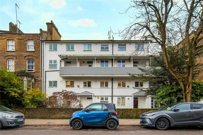 2 Bedroom Maisonette To Rent In Parkside Court, Tufnell Park Road, Tufnell Park, London, N7