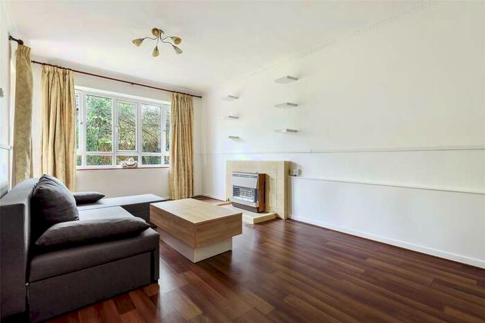 1 Bedroom Flat To Rent In Mercier Court, Mercier Road, London, SW15