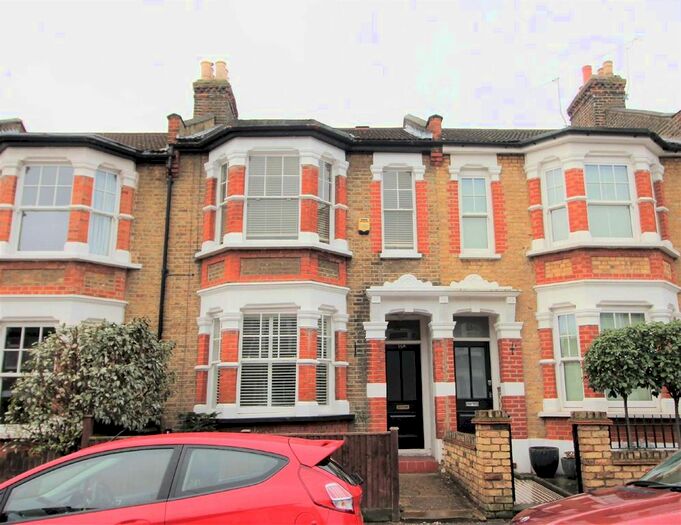 1 Bedroom Flat To Rent In Pelham Road, London, E18
