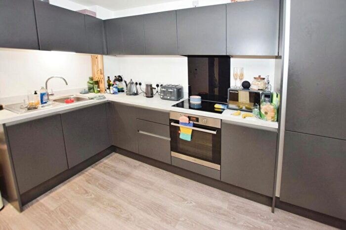 1 Bedroom Flat To Rent In Downtown, Woden Street, Salford, M5