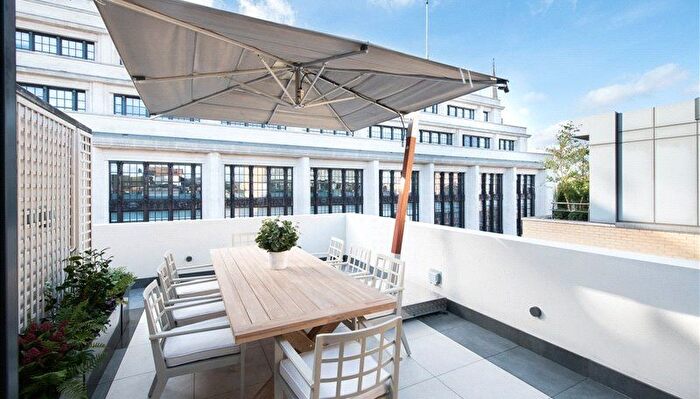 3 Bedroom Flat To Rent In Imperial House, Young Street, W8