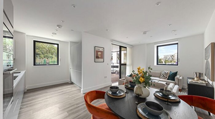 2 Bedroom Flat For Sale In Firth House, Juniper Crescent Greenwich, SE10
