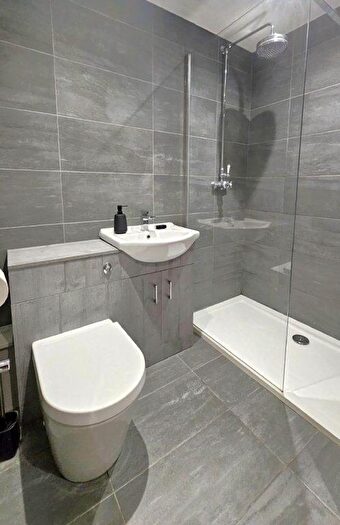 4 Bedroom Detached House For Sale In Mossdale Avenue, Bolton, BL1
