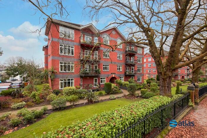 3 Bedroom Flat To Rent In Hazelmere House, Aigburth, L17