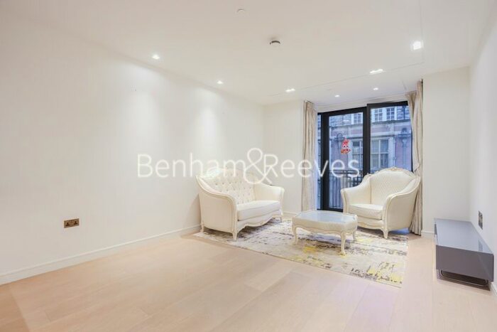 2 Bedroom Flat To Rent In Lincoln Square, Portugal Street, City, WC2A