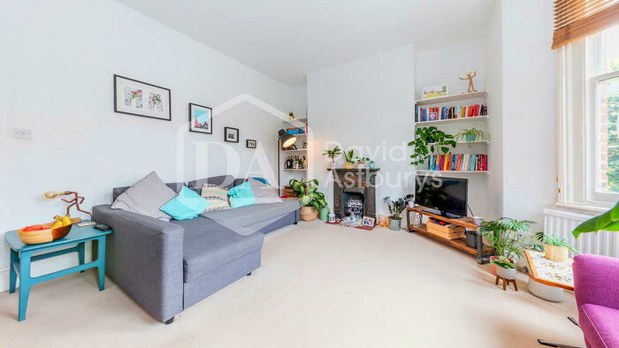 2 Bedroom Flat To Rent In Crouch Hill, Crouch End, London, N8