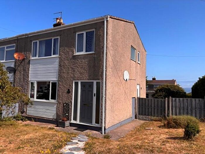 3 Bedroom Semi-Detached House For Sale In Gwynan Park, Dwygyfylchi, LL34
