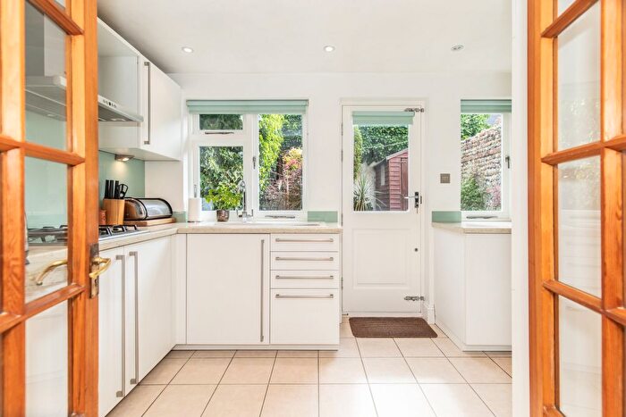 2 Bedroom Terraced House For Sale In Dean Street, Brighton, BN1