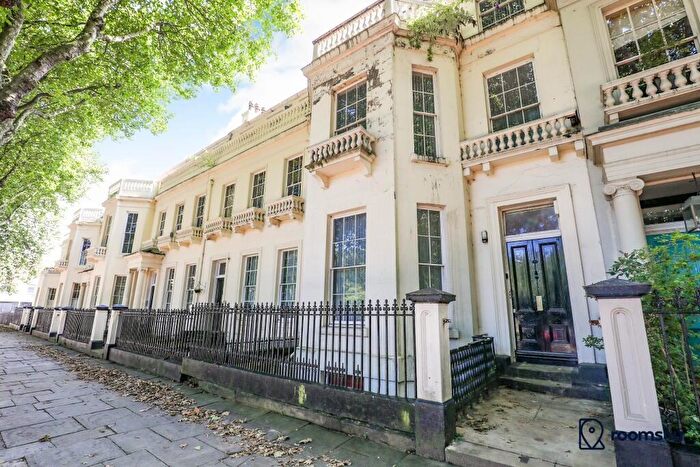 7 Bedroom Town House To Rent In Falkner Square, Liverpool, Merseyside, L8