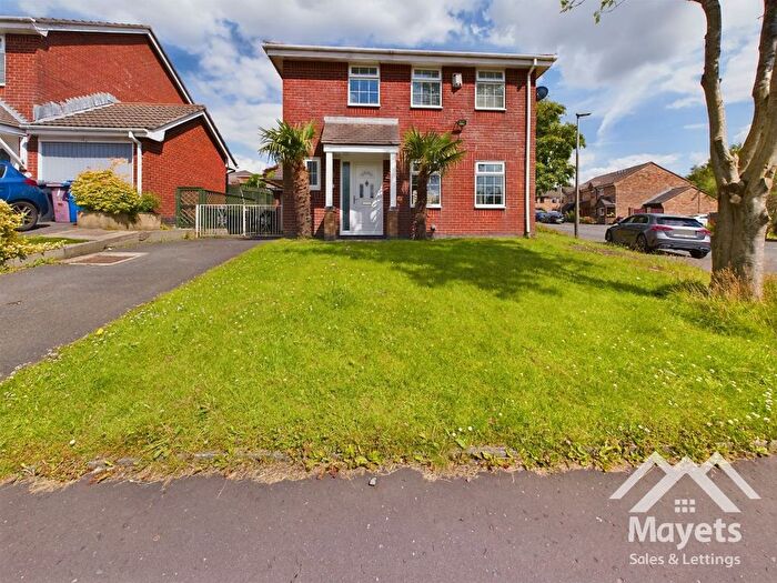 4 Bedroom Detached House To Rent In Watersedge, Guide, Blackburn, BB1